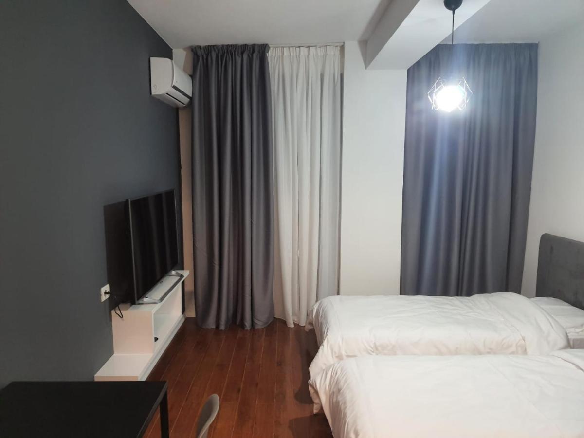 Modern Apartment Korca 3 Екстер'єр фото