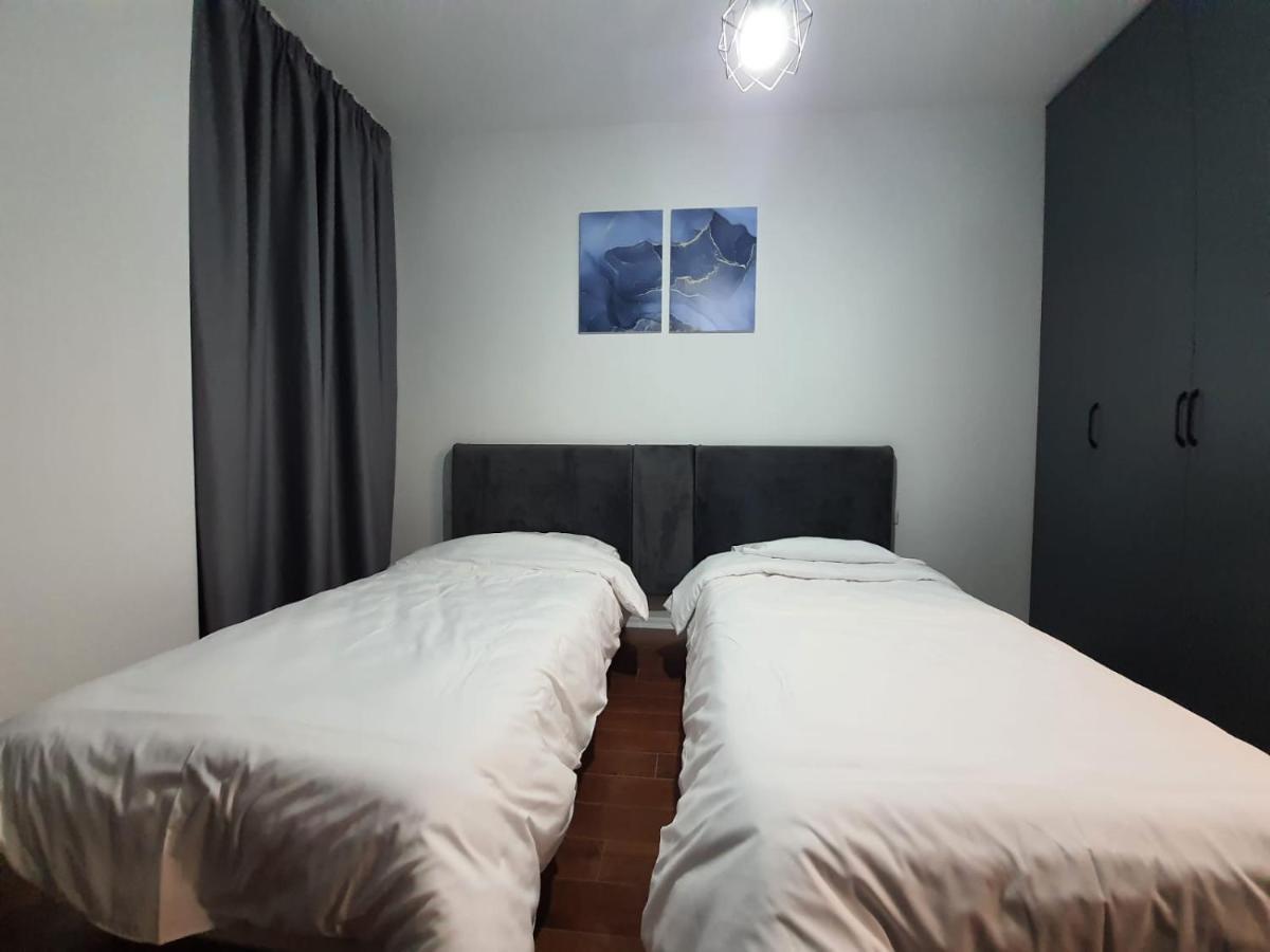 Modern Apartment Korca 3 Екстер'єр фото