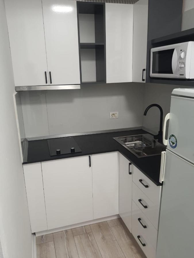 Modern Apartment Korca 3 Екстер'єр фото